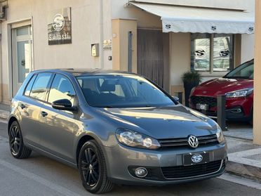 VOLKSWAGEN Golf 1.6TDI DSG Highline