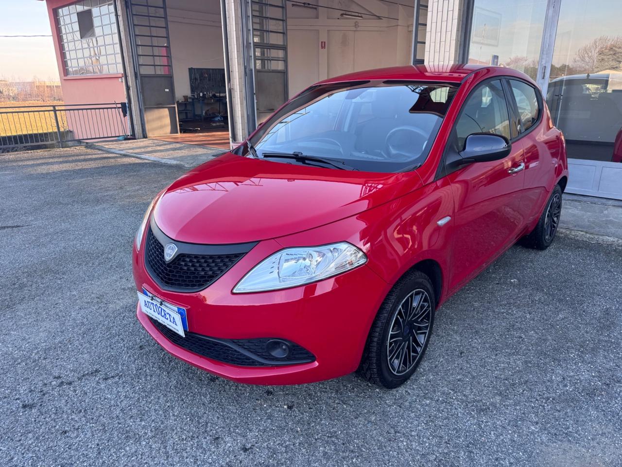Lancia Ypsilon 1.2 69 CV 5 porte GPL Ecochic Gold