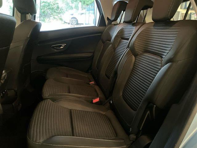 RENAULT Scenic 1.3 TCe 140cv Intens FAP my19