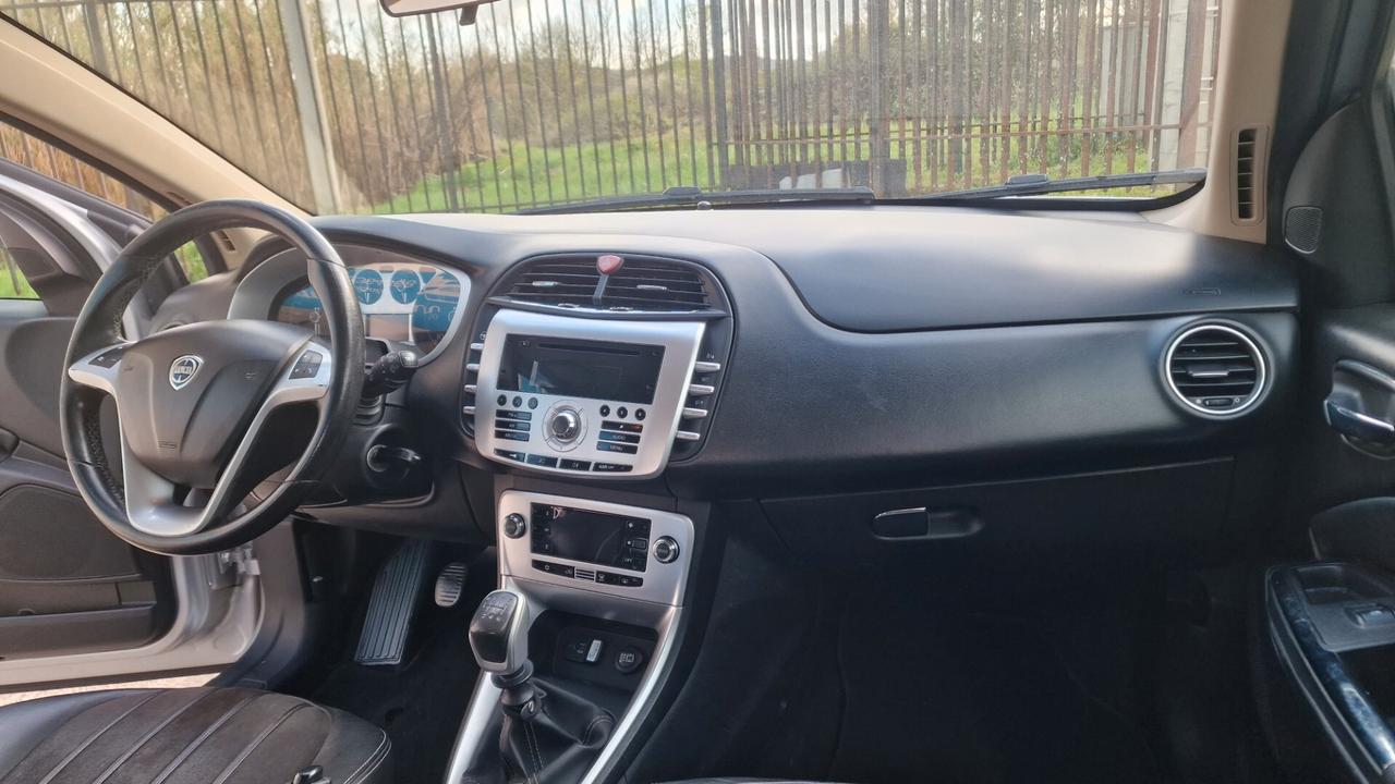 Lancia Delta 1.6 MJT 120Cv - 2012