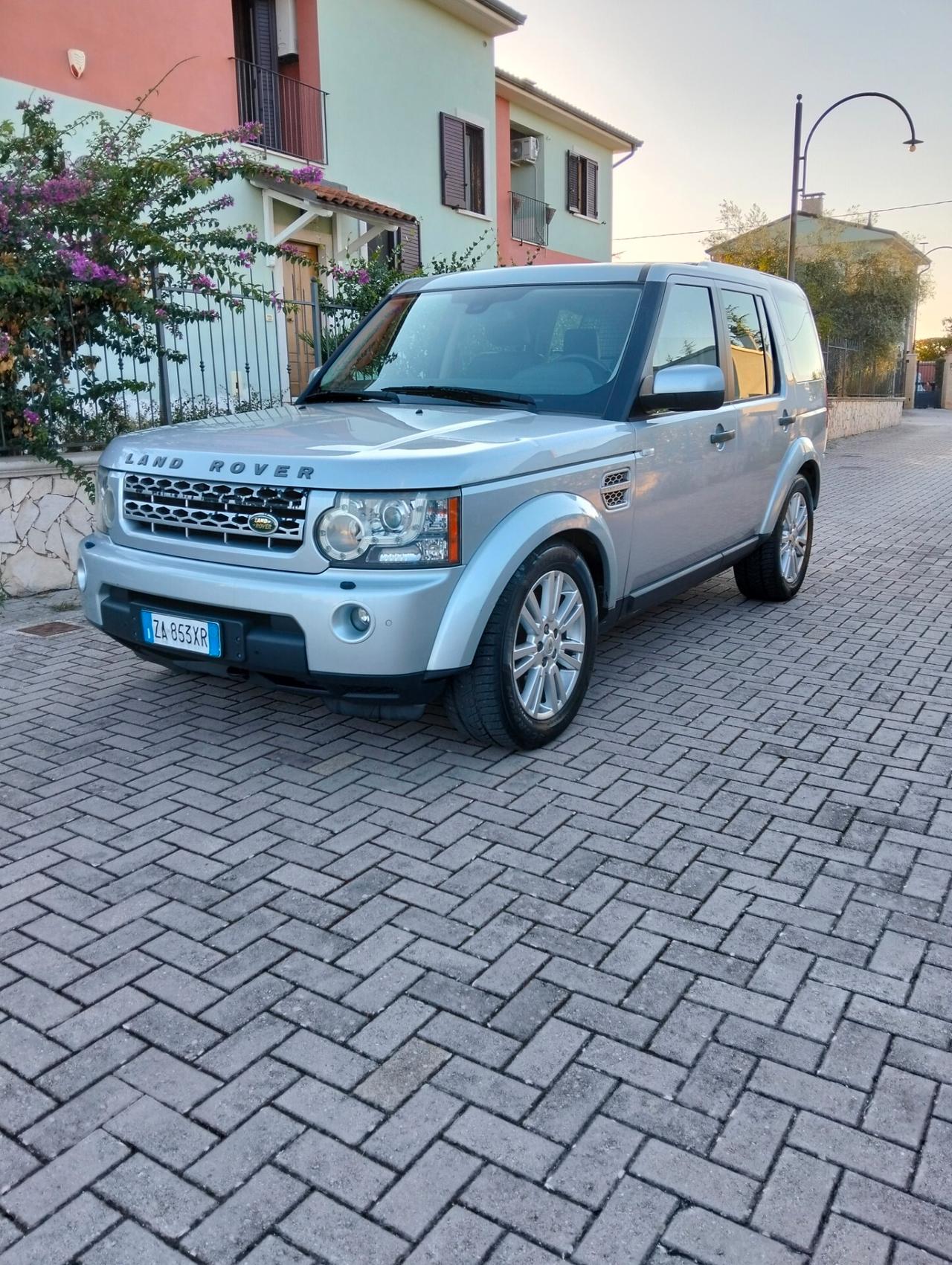 Land Rover Discovery 4 3.0 SDV6 245CV HSE