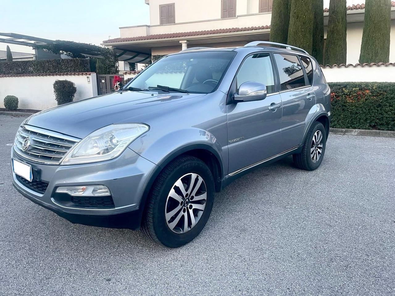 Ssangyong Rexton W 2.0 Xdi 4x4 2013