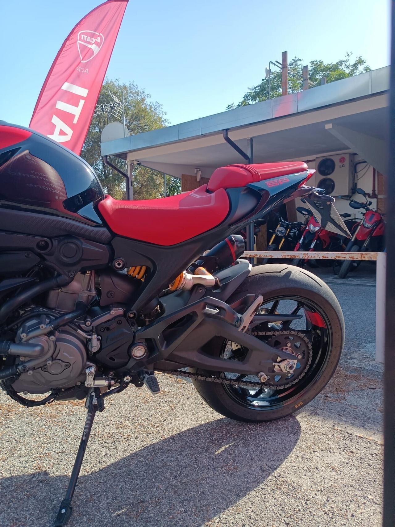 Ducati Monster 937 SP