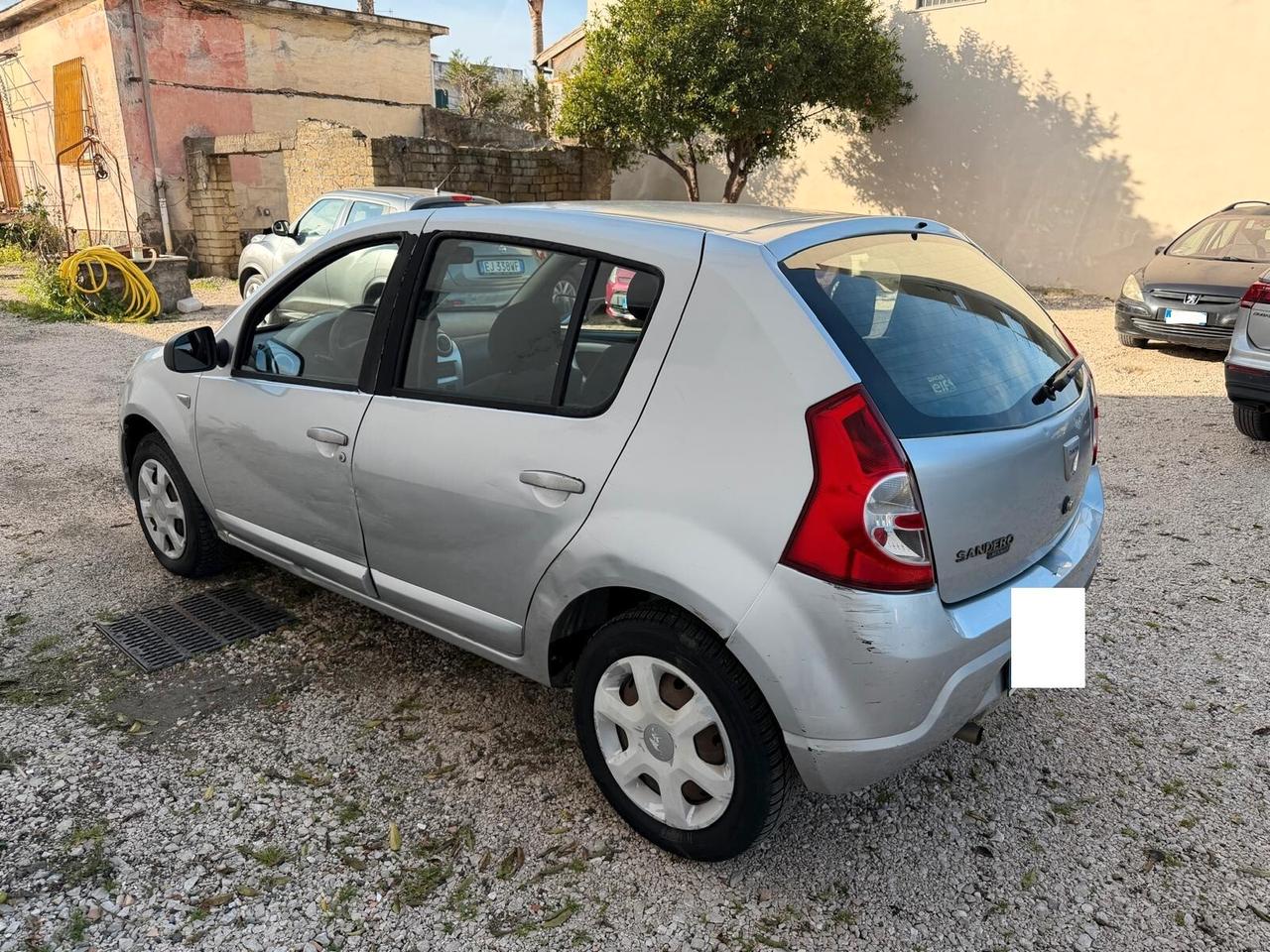 Dacia Sandero 1.4 8V GPL Lauréate-12/2009