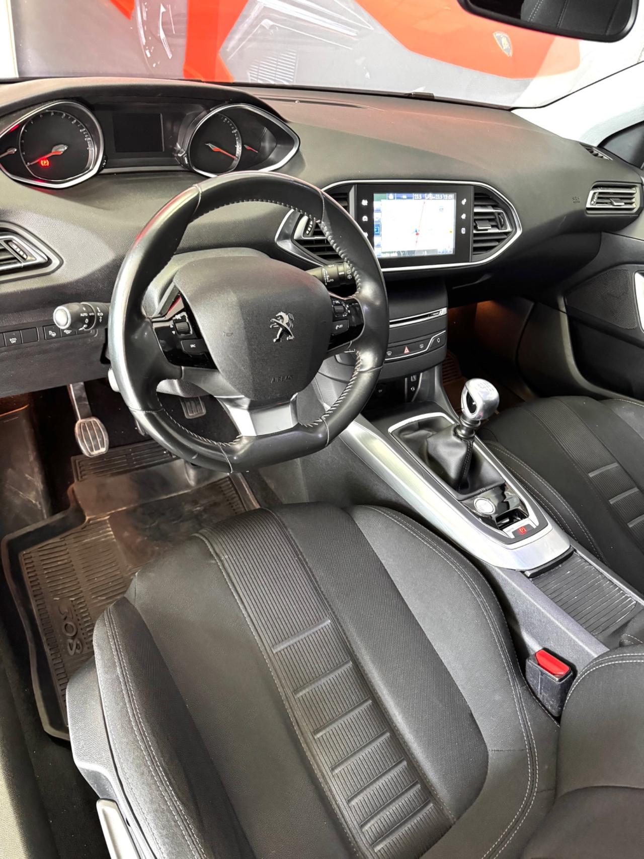 Peugeot 308 PureTech Turbo 130 CV FINANZIABILE SENZA ANTICIPO