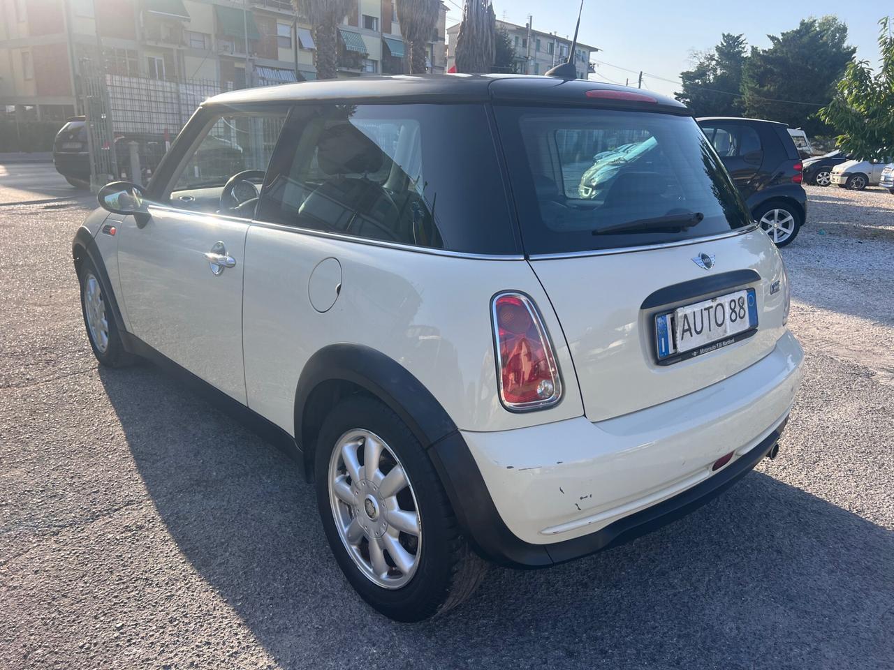 Mini 1.6 16V One Park Lane