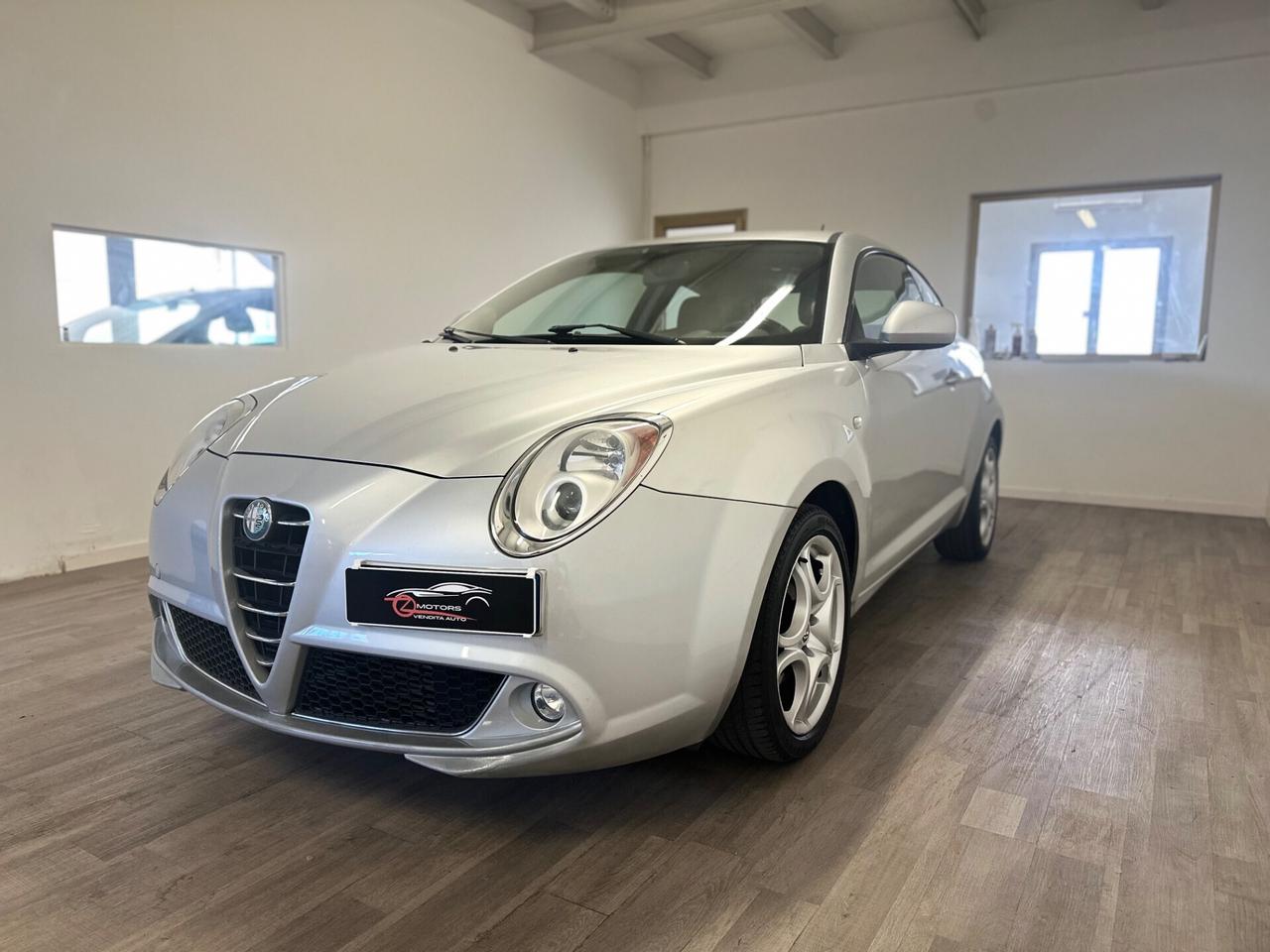 Alfa Romeo MiTo 1.6 JTDm-2 S&S Distinctive Sport Pack NEOPATENTATI