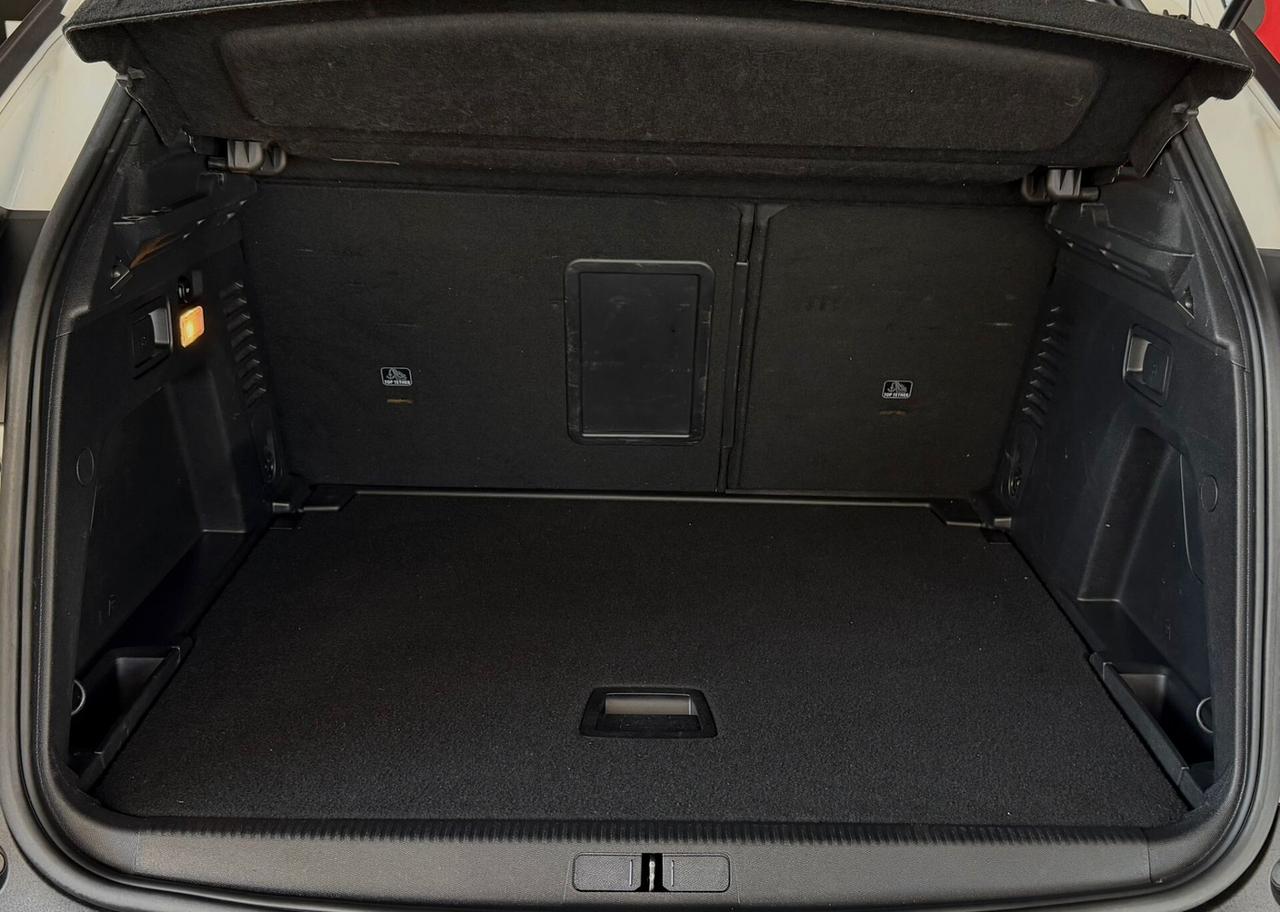 Peugeot 3008 BlueHDi 130 S&S EAT8 Allure