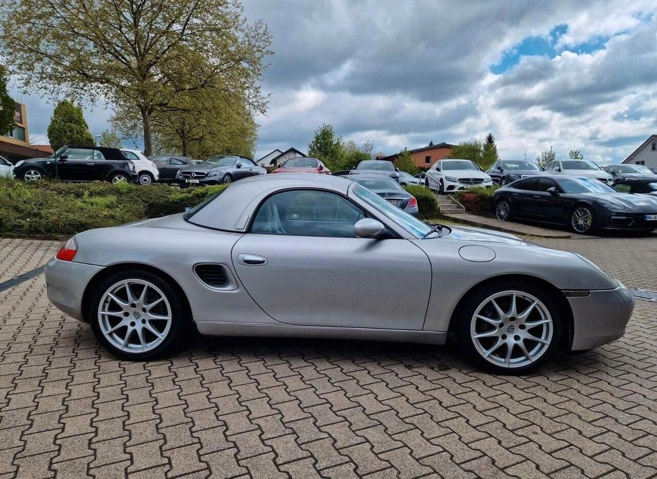 Porsche Boxster 2.7i 24V cat