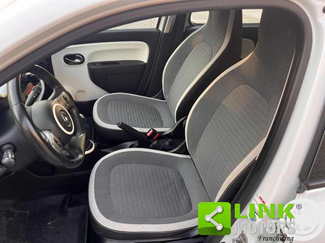 RENAULT Twingo SCe EDC Intens