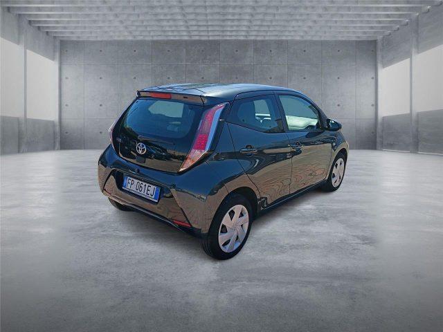 TOYOTA Aygo 2ª serie 1.0 VVT-i 69 CV 5 porte x-business