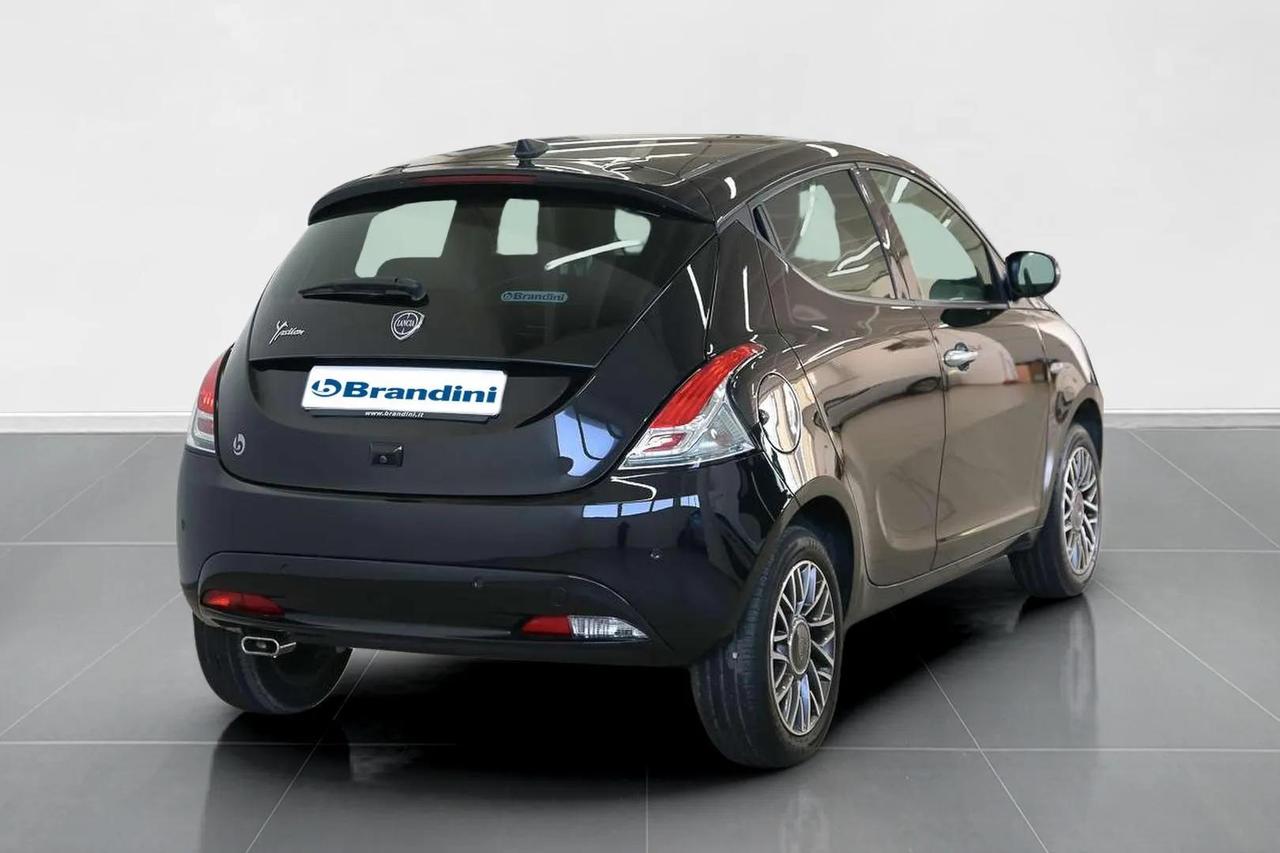 LANCIA Ypsilon 1.0 firefly hybrid Gold Plus s&s 70cv 5p.ti