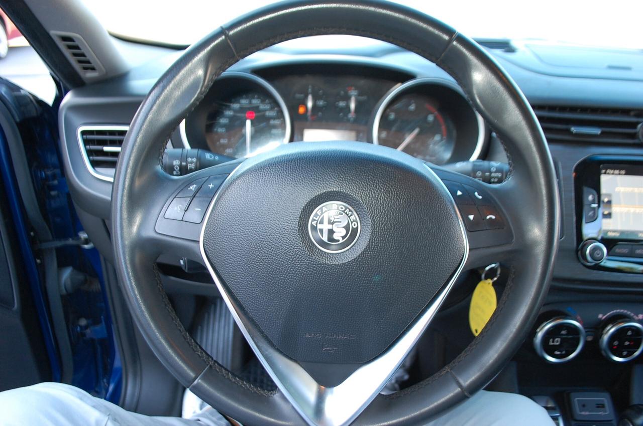 Alfa Romeo Giulietta 1.6 jtdm Sport 120CV tct Uff Italy Navi Lega USB