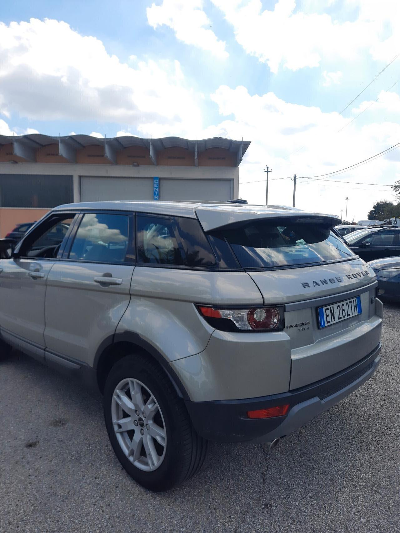 Land Rover Range Rover Evoque Range Rover Evoque 2.2 TD4 5p. Dynamic