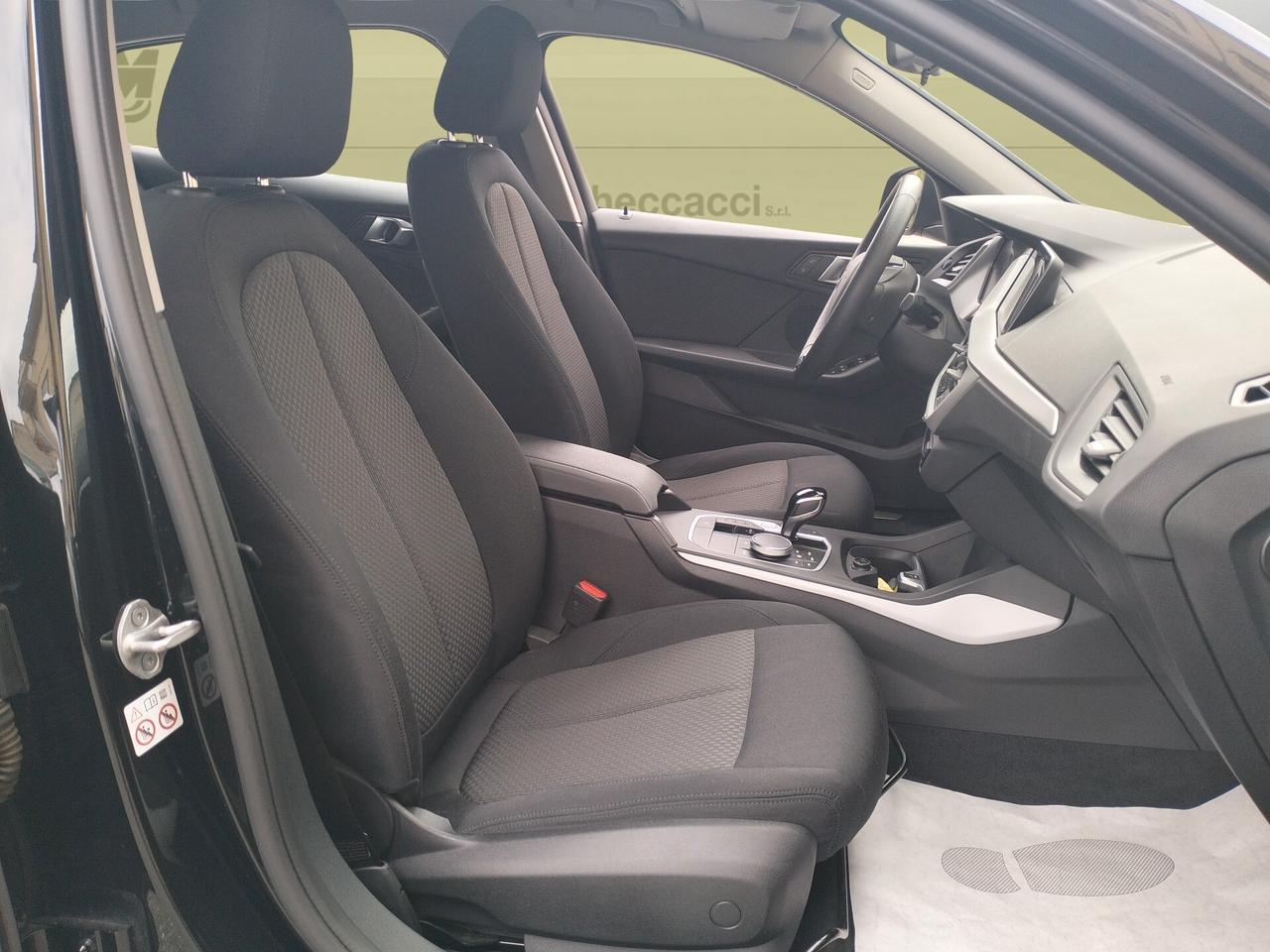 BMW 120d Serie 1 F40 xdrive Business auto
