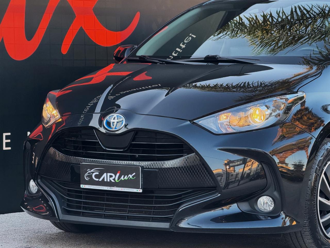 Toyota Yaris 1.5 Hybrid 92CV Business LED CAM