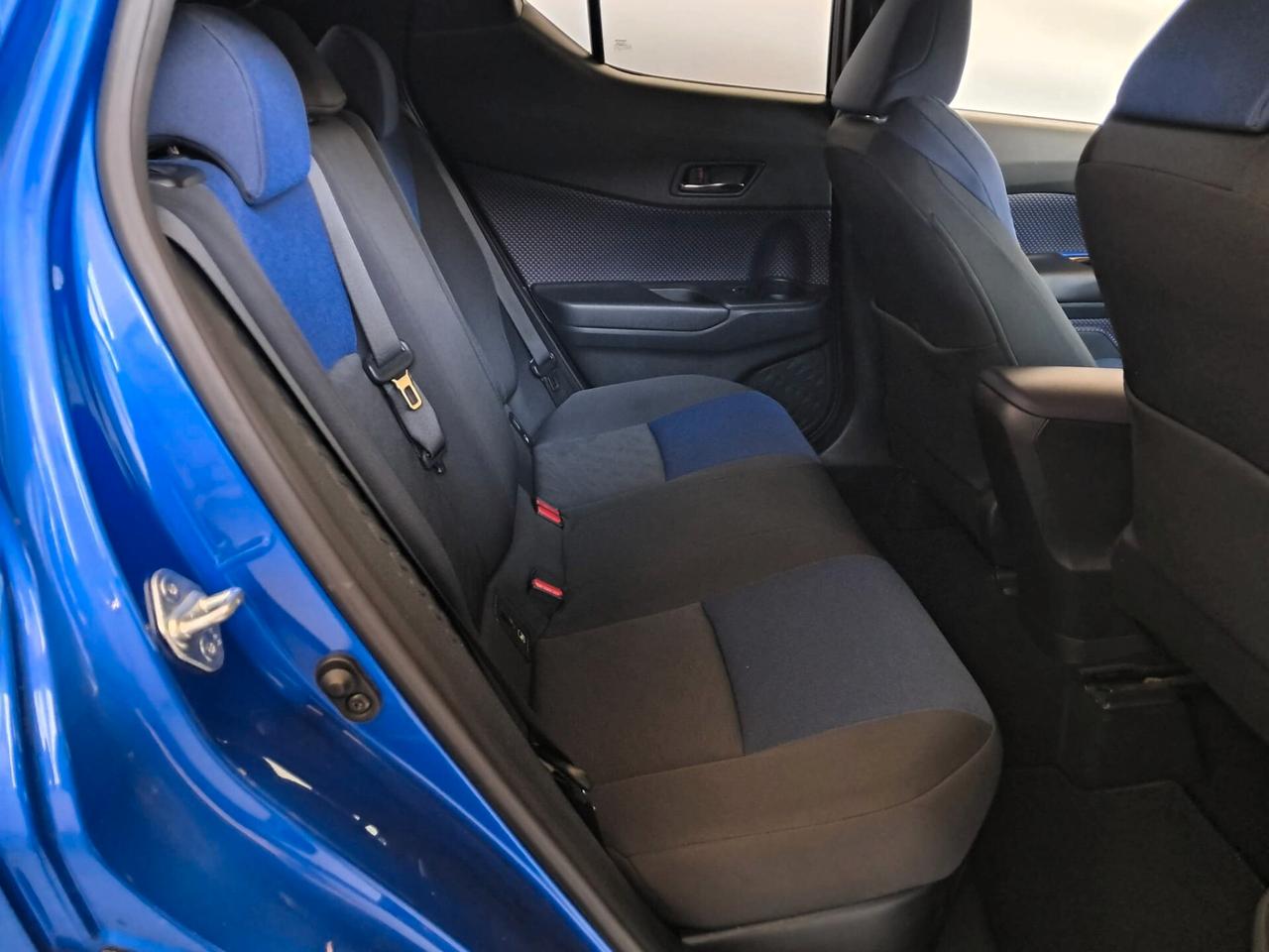 Toyota C-HR 1.8 Hybrid E-CVT Style