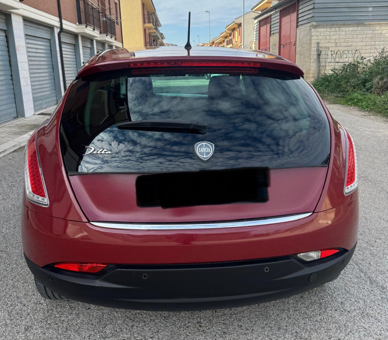 Lancia Delta 1.6 MJT DPF Gold