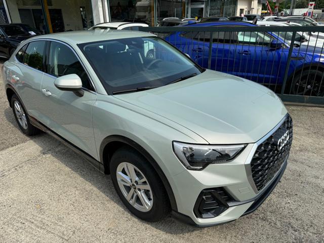 AUDI Q3 35 TFSI S tronic