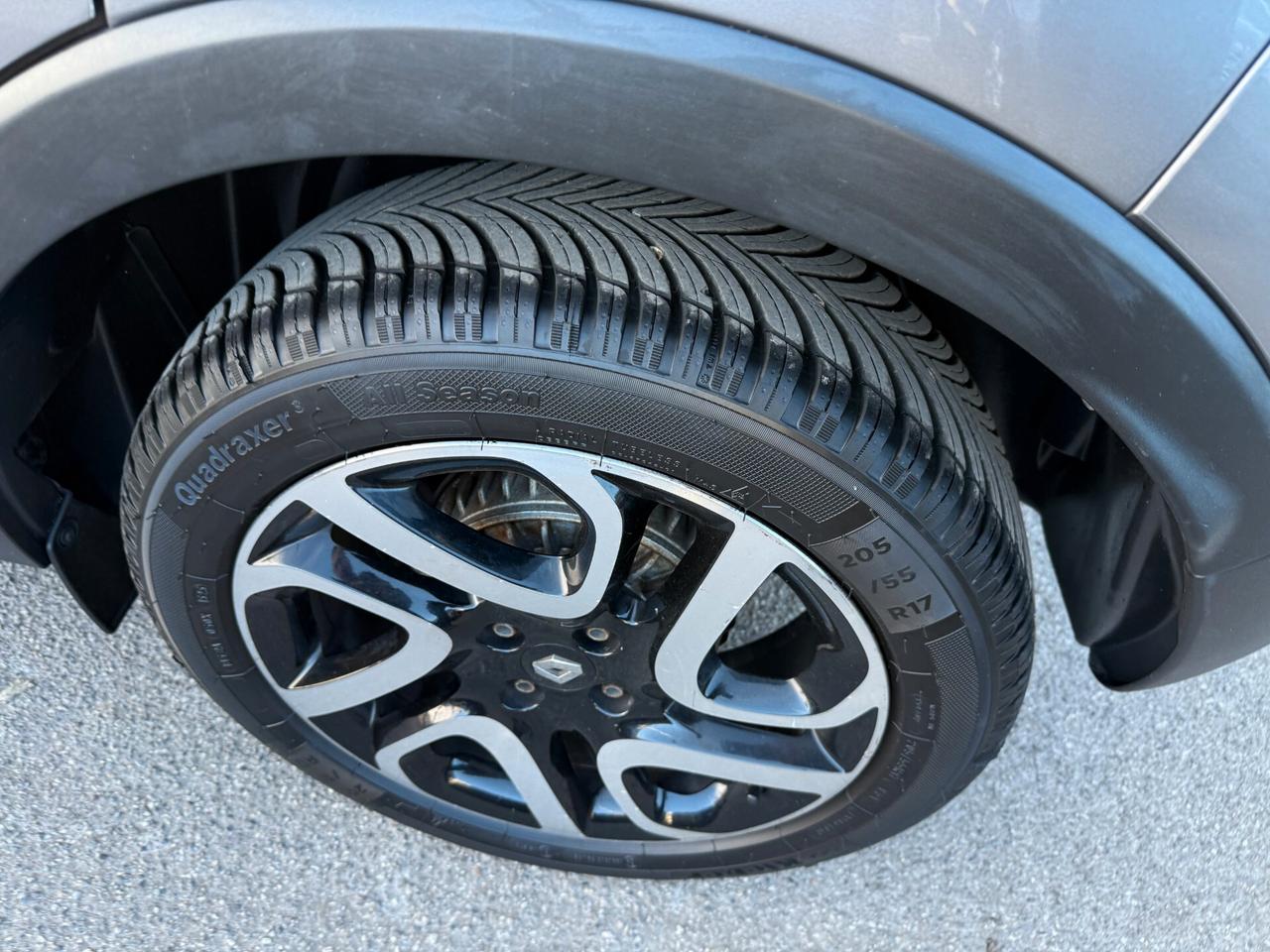 Renault Captur 1.5 dci /CINGHIA FATTA 90cv E6