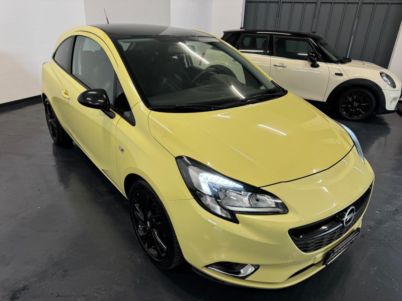 Opel Corsa 1.2 Coupé b-Color EURO 6! LED!