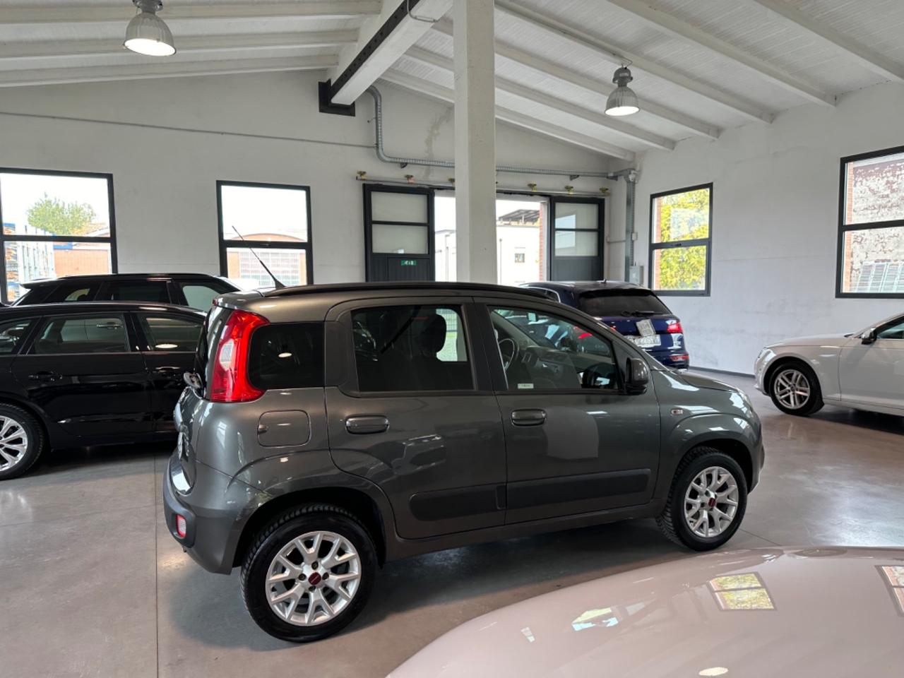 Fiat Panda 0.9 TwinAir Turbo Natural Power Lounge