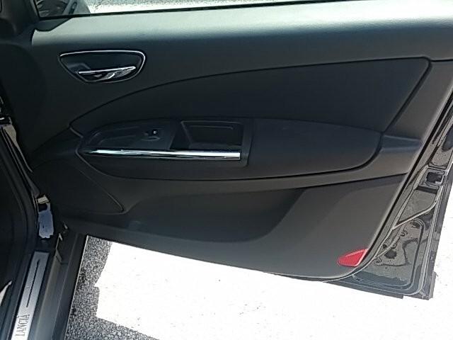 Lancia Delta 1.6 MJT 105CV Silver