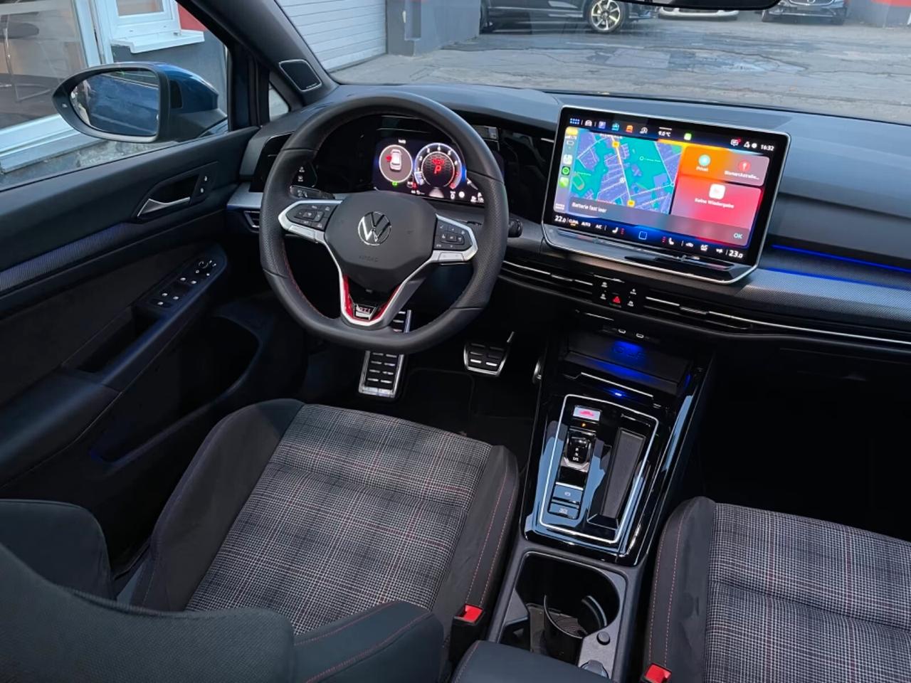 Volkswagen Golf GTI VIII 8.5 IQ-LIGHT TELECAMERA ACC GARANZIA