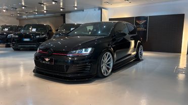 VOLKSWAGEN GOLF GTI 2.0 BENZINA 230CV - 2014