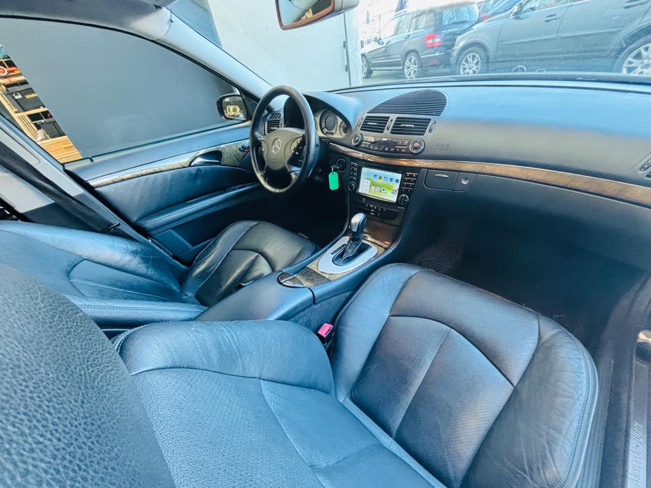 Mercedes-benz E 270 CDI cat Avantgarde