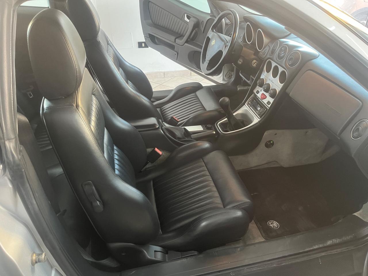 Alfa Romeo GTV 2.0i 16V Twin Spark cat L