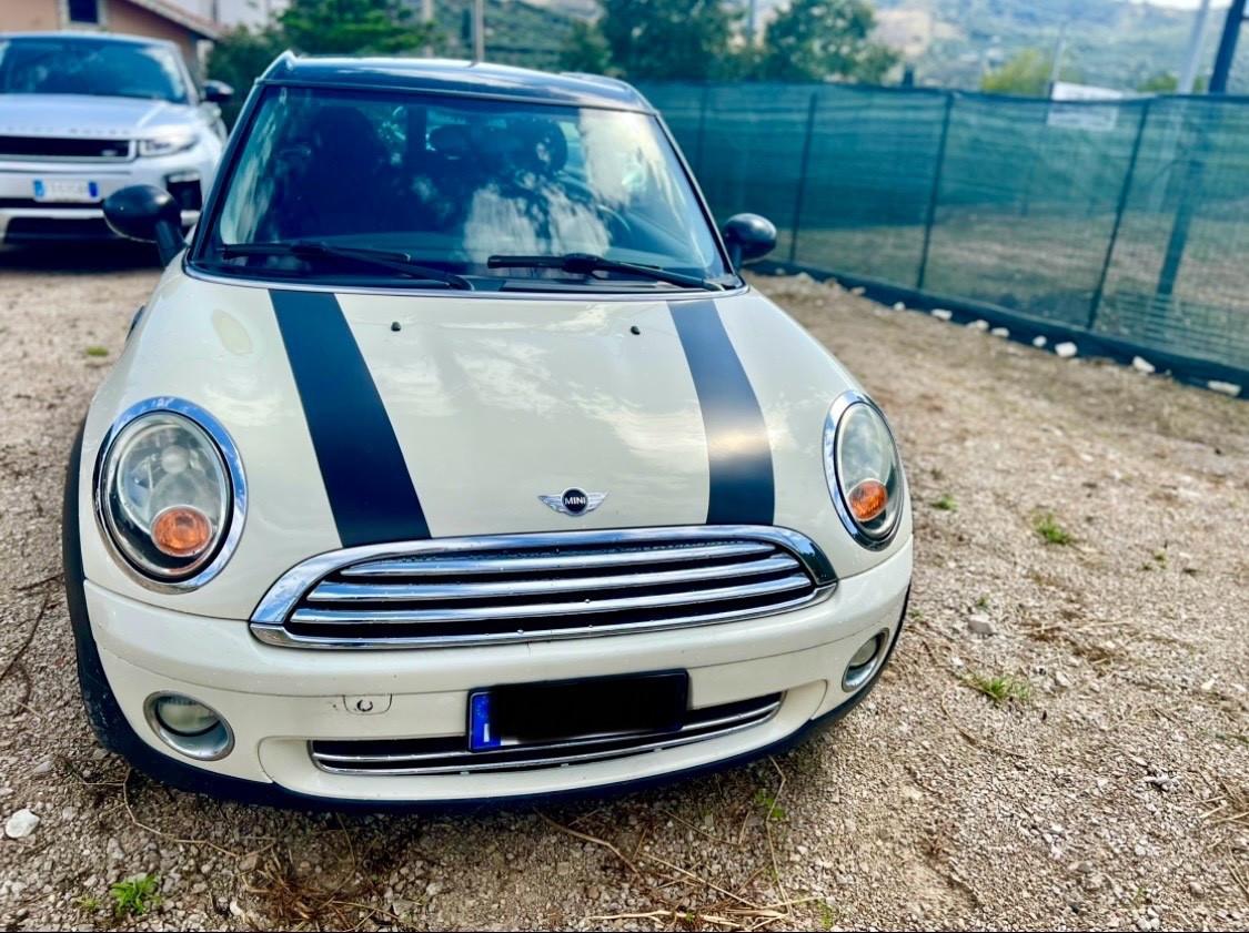 Mini Cooper Clubman 1.6 16V Chili