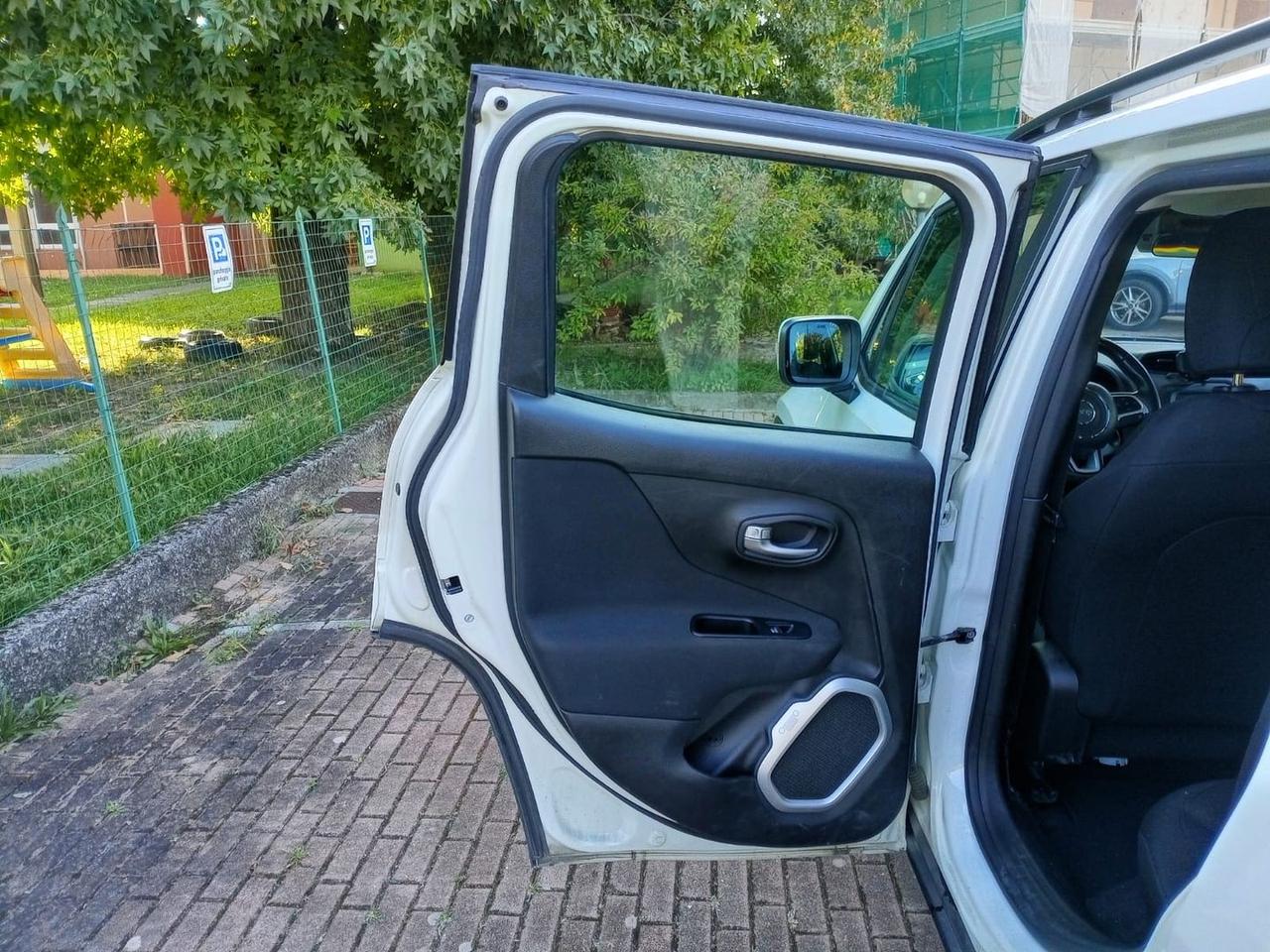 Jeep Renegade Longitude 1.6 MultiJet  #7277