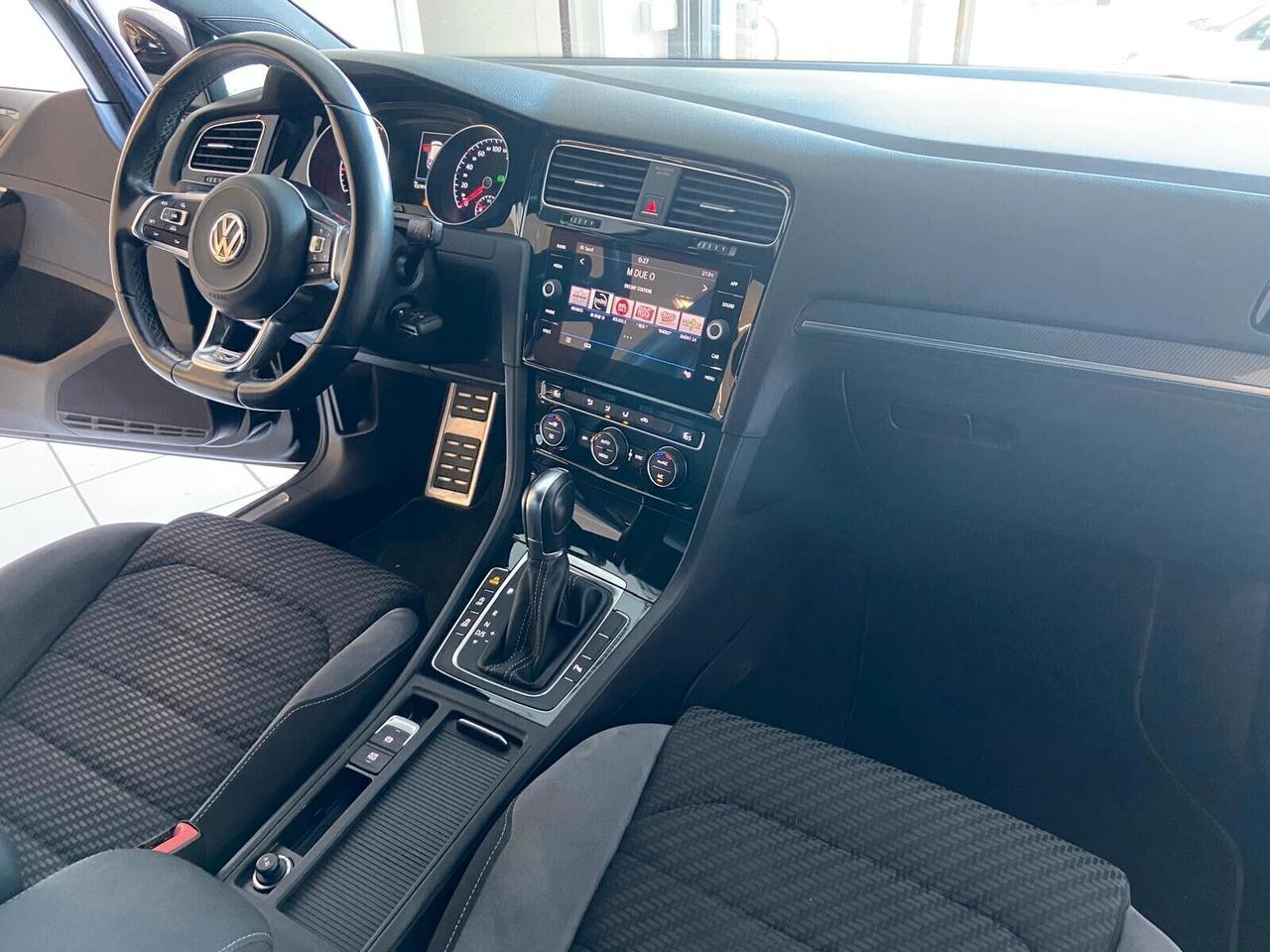 Volkswagen Golf 7.5 1.6 TDI 115 CV DSG R-LINE PACK