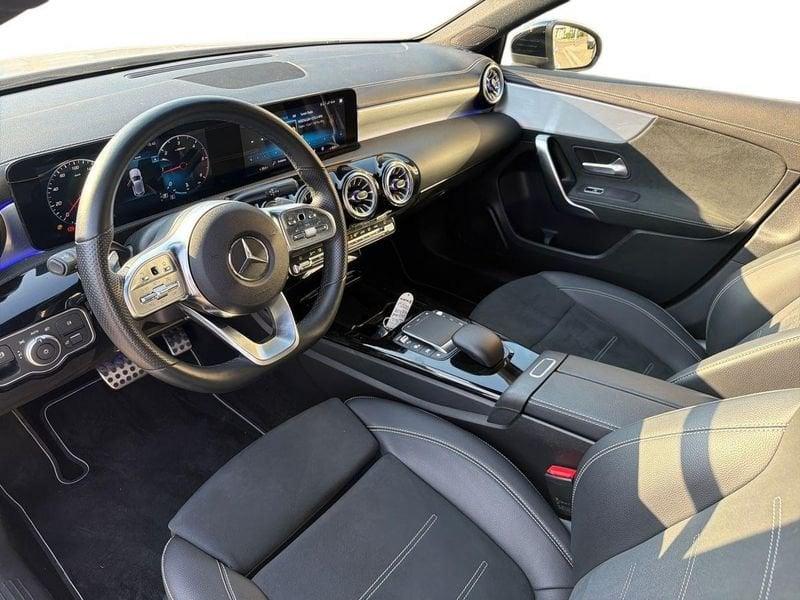 Mercedes-Benz Classe A A 180 d Premium Night edition Plus auto