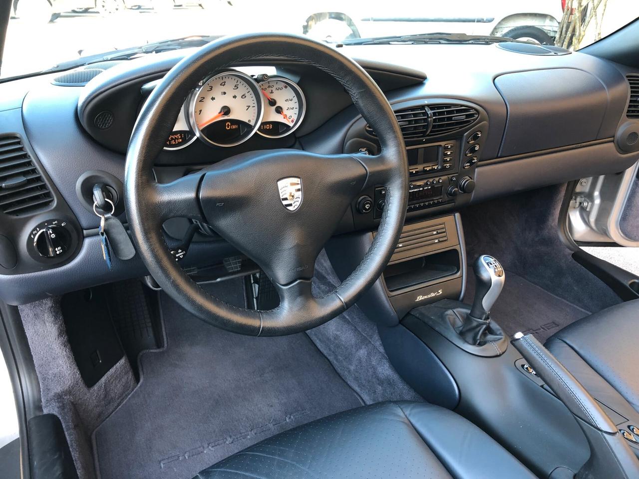 Porsche Boxster 3.2i 24V cat S 26400 km