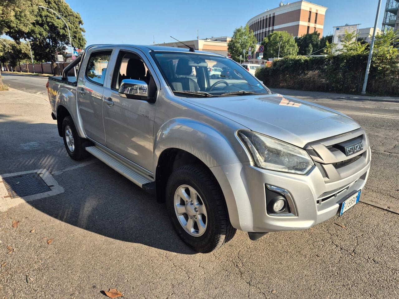Isuzu D-Max 1.9 Doppia cabina Planet 4WD A/C