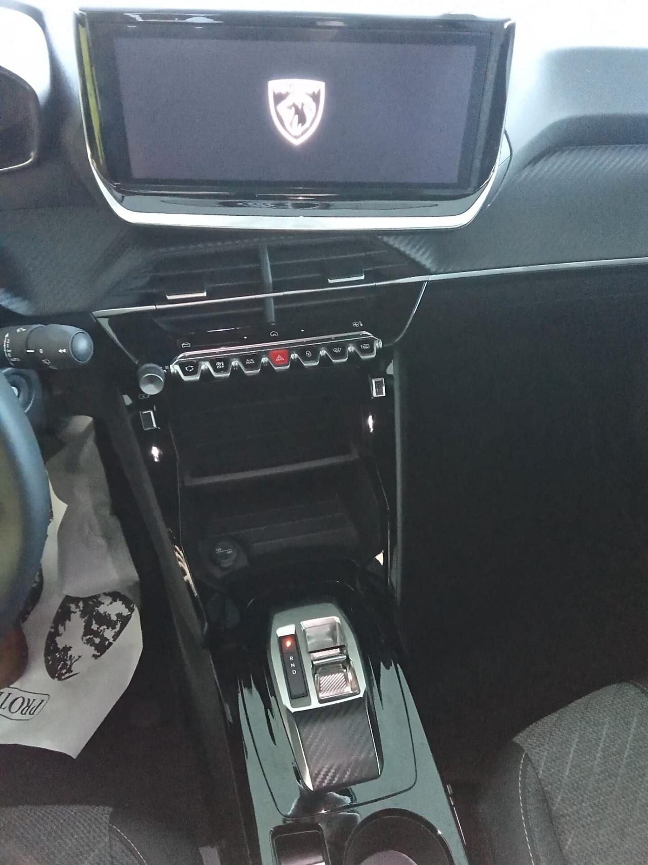 Peugeot 2008 Hybrid 145 e-DCS6 Allure