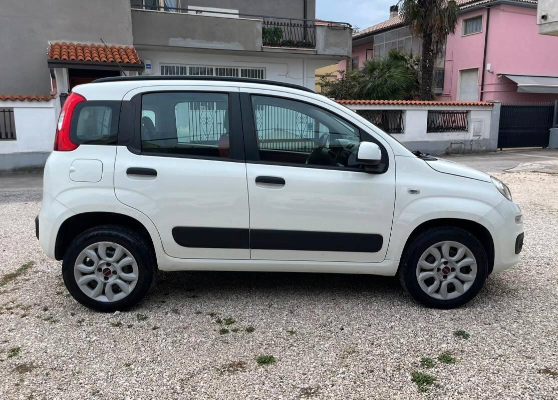 Fiat Panda 0.9 t.air t. natural power Pop 80cv