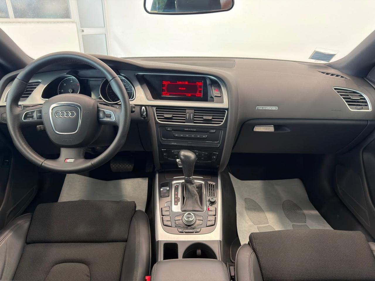 Audi A5 3.0 V6 TDI F.AP. quattro S-LINE 30.000 KM