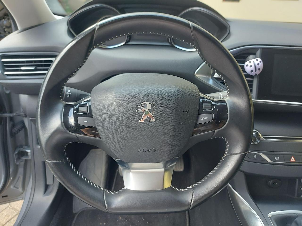 Peugeot 308 Allure 1.6 Blue HDI 120 SW