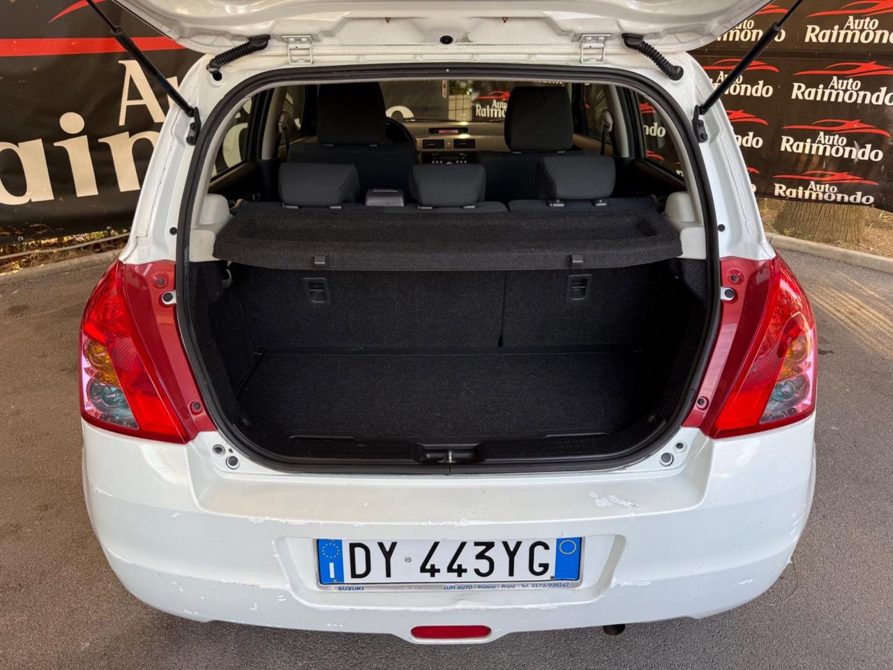 Suzuki Swift 1.3 GPL 5p.