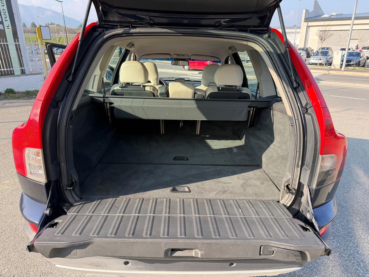 Volvo XC 90 2.4 D D5 Momentum #9901