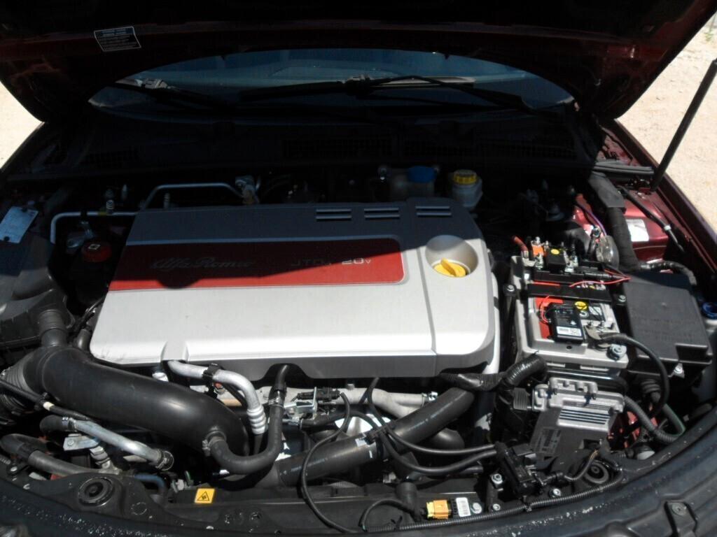 ALFA ROMEO SPIDER 2.4 JTDM 210 CV 2007 EXCLUSIVE CABRIO € 11.900,00