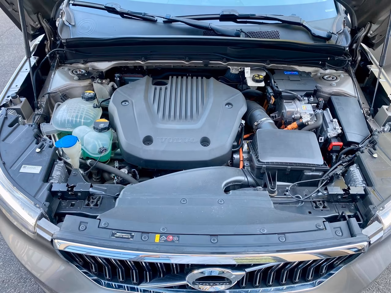 Volvo XC40 t4 phev RECHARGE -LED -NAVI- GARANZIA