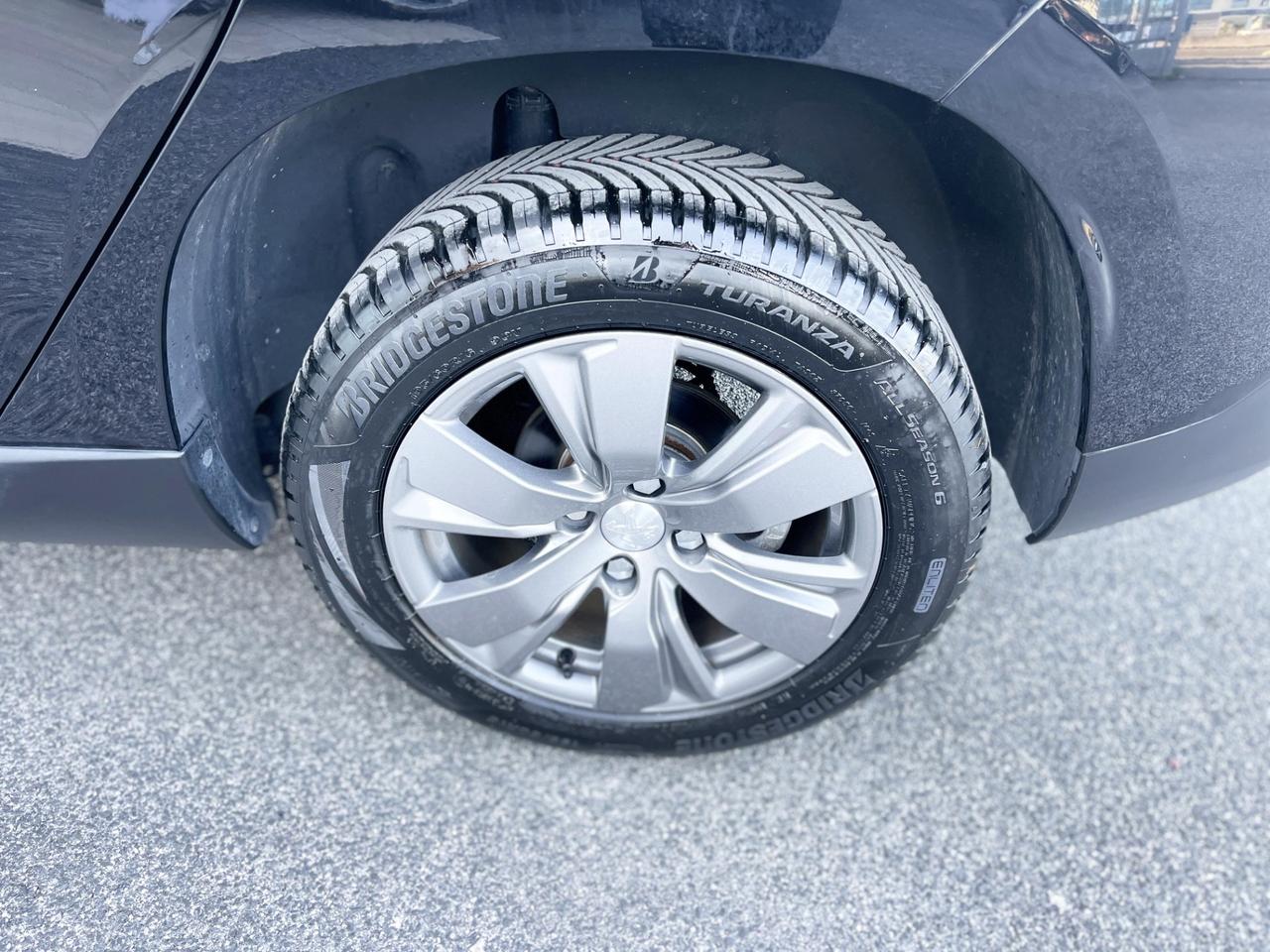 Peugeot 2008 1.2 Benzina 83CV E6 Neo - 2019
