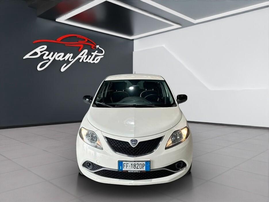 Lancia Ypsilon 1.2 69 CV 5 porte Gold(NEOPATENTATI)
