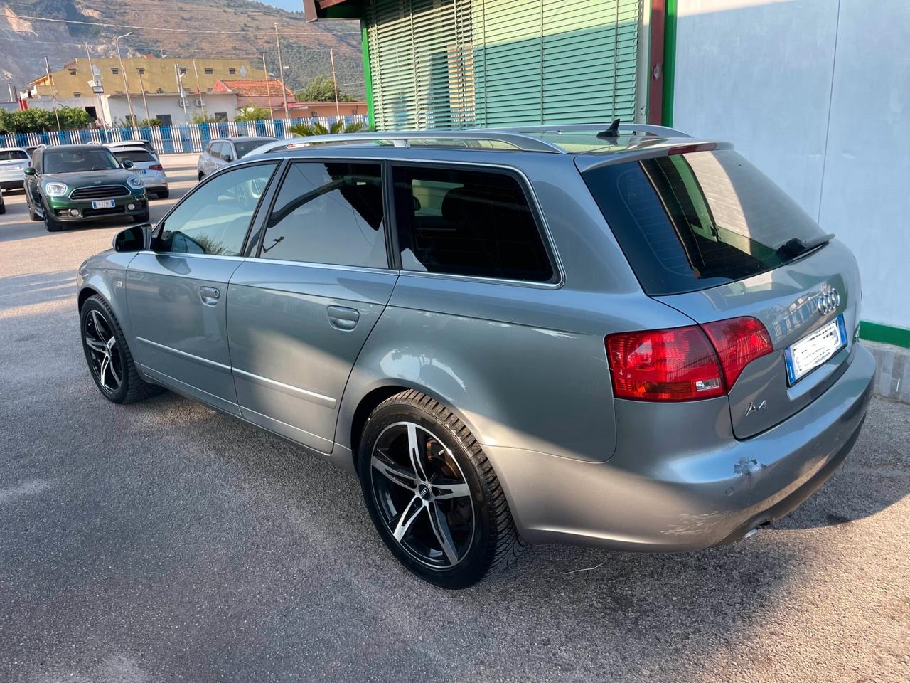 Audi A4 3.0 V6 TDI Avant quattro Sport S TRONIC