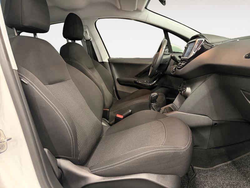 Peugeot 208 5 Porte 208 5p 1.2 puretech Active 82cv