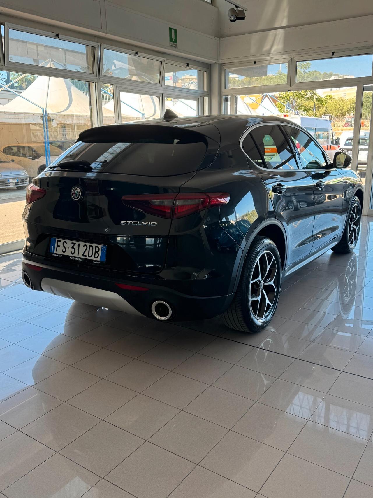 STELVIO SPORT EDITION 210 CV AT8 Q4